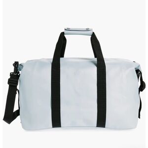 RAINS Hilo Waterproof Weekend Bag in Wind